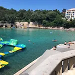 Bogdanic Krk I דירה *